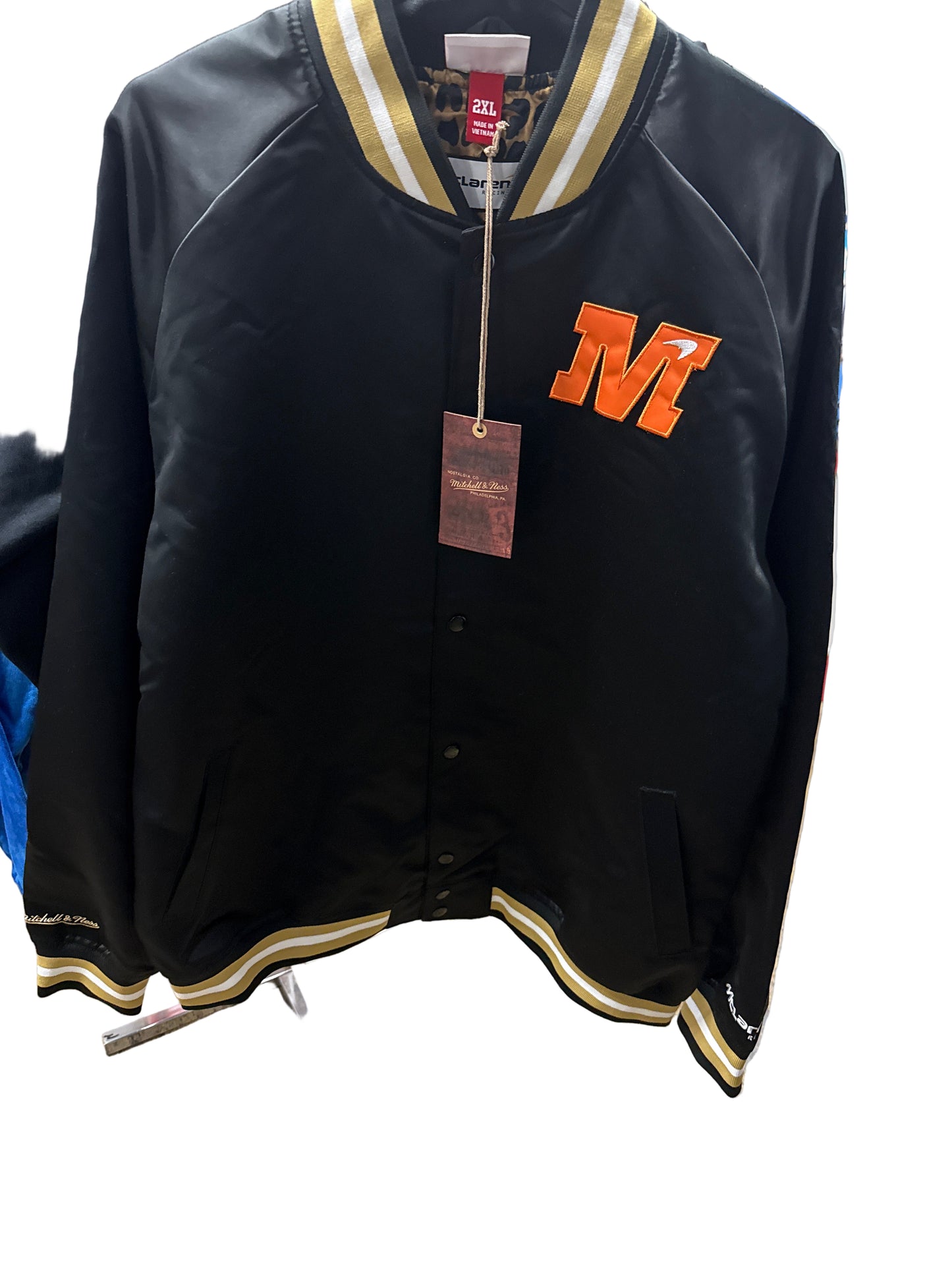 Collab MCLAREN lightweight Vegas collaboration