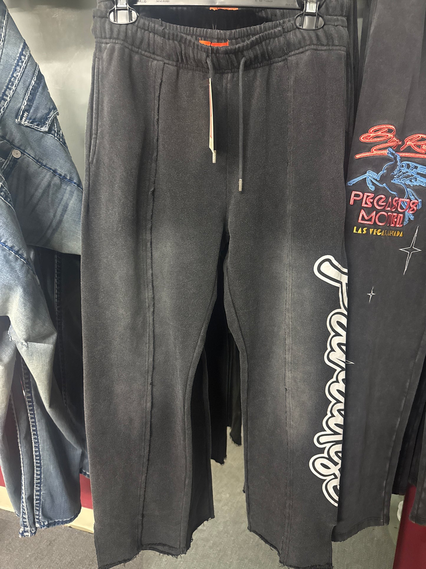 Paradise Lost Victory jogger
