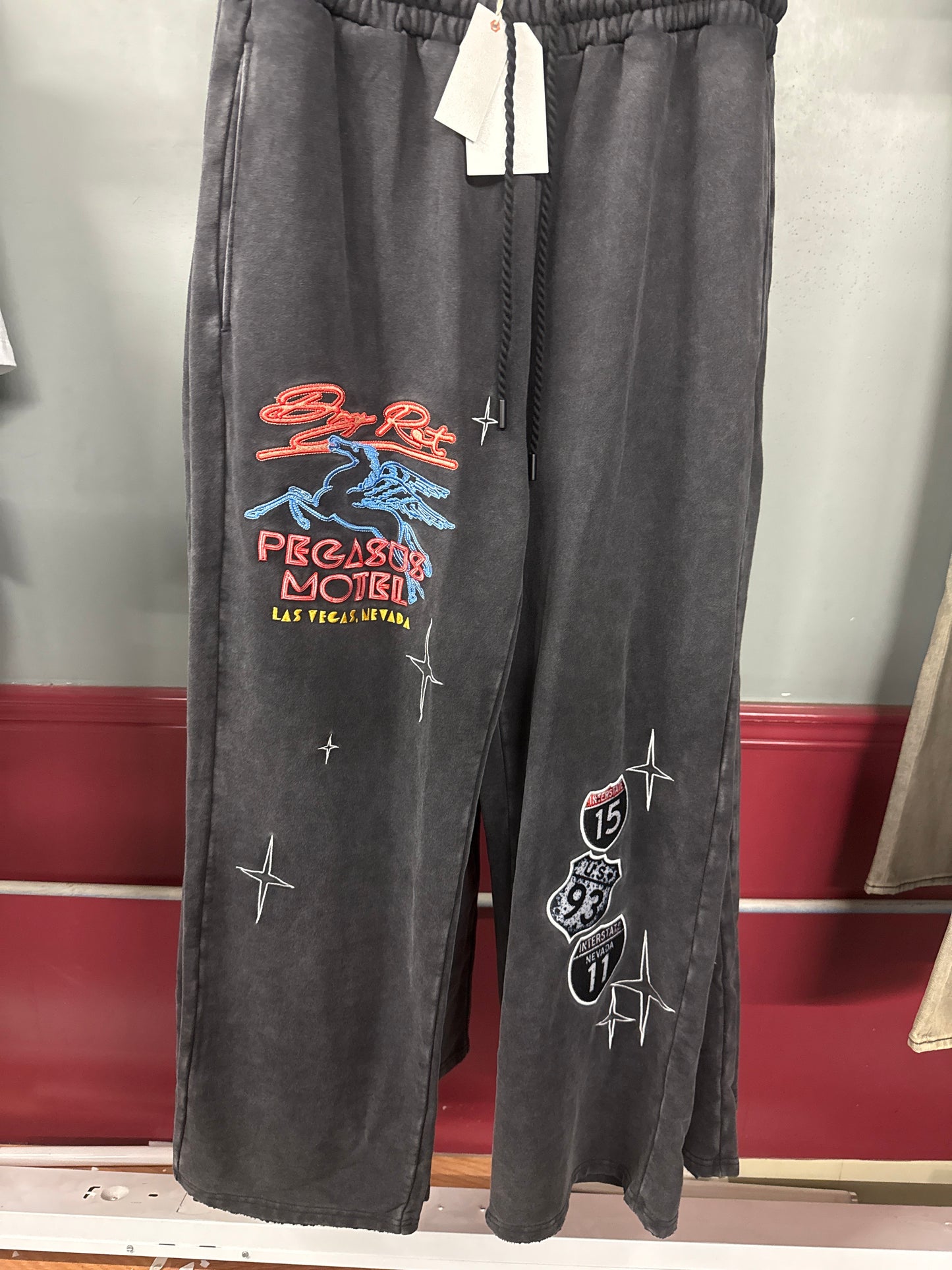DRY ROT PEGASUS FLAIR SWEATPANT