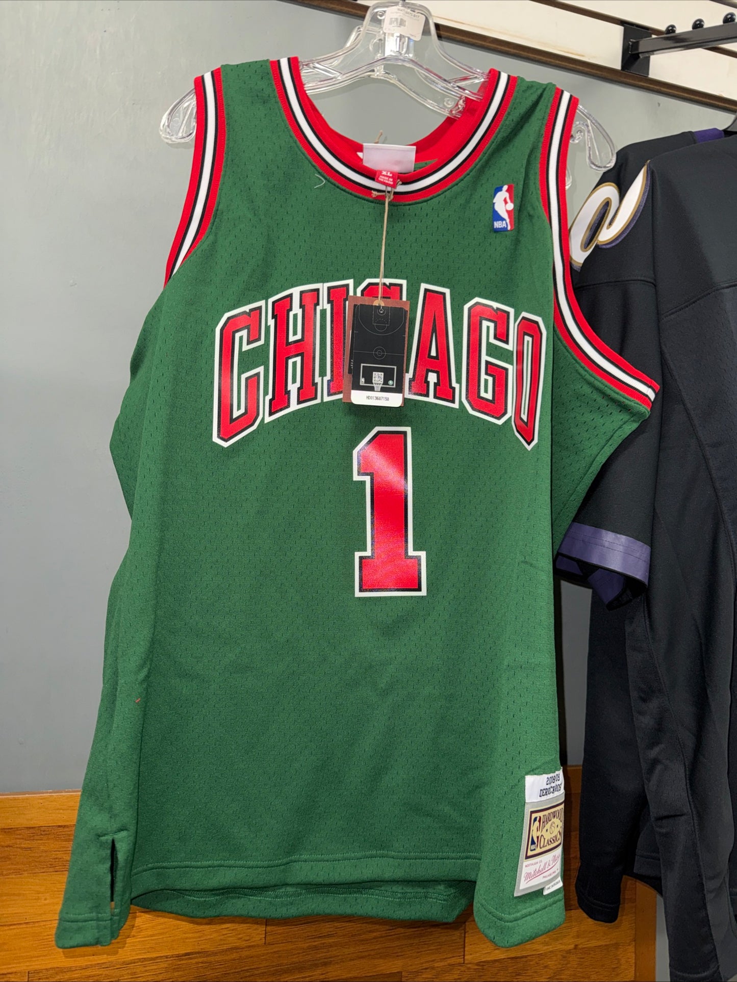 Men's Derrick Rose Green Chicago Bulls 2008/09 Hardwood Classics Swingman Player Jersey