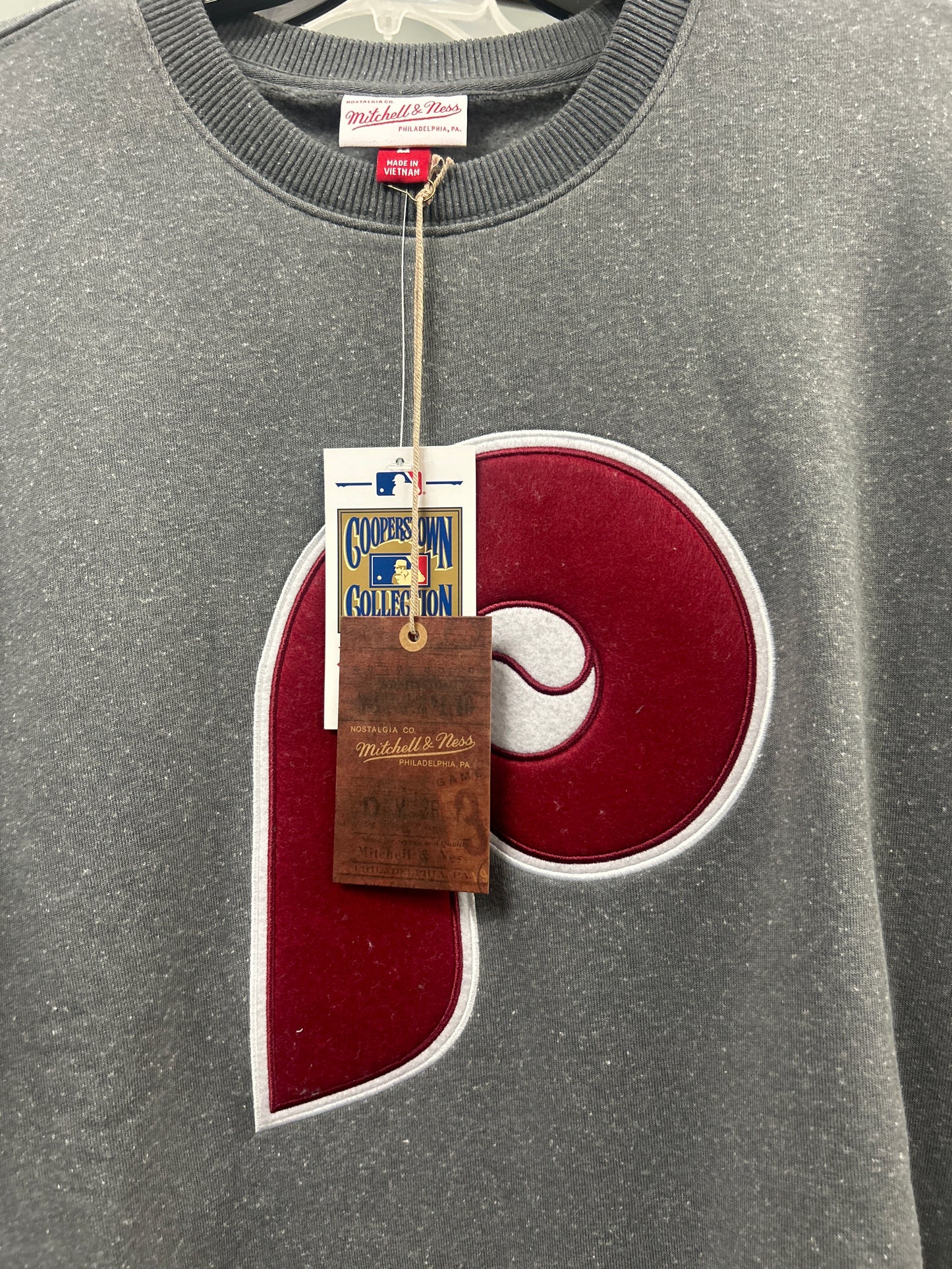 MLB Phillies snow washed fleece
