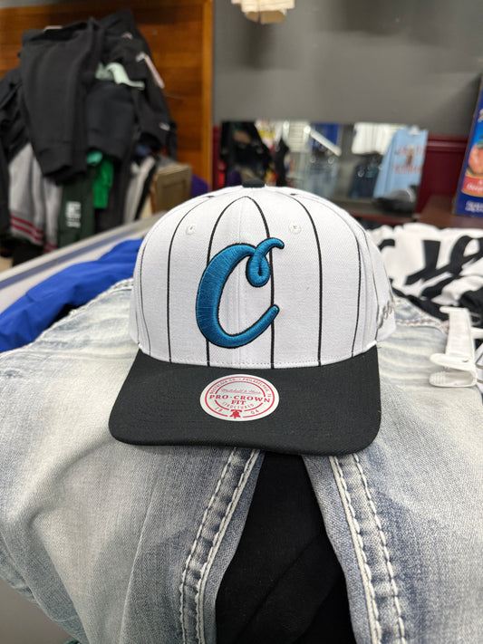 COLLAB M&N X COOKIES PINSTRIPES PRO SNAPBACK
HP13325-CLBWHIT
White